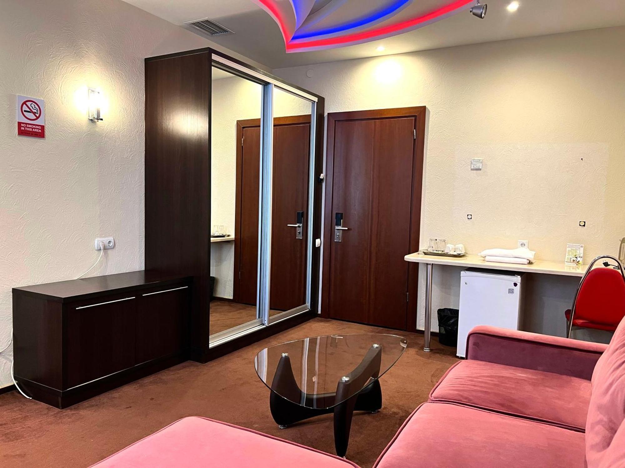 Jeppesen Residence Алмати Екстер'єр фото